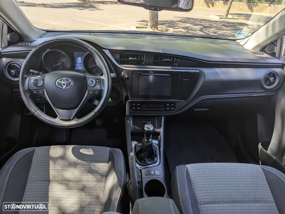 Toyota Auris 1.4 D-4D Comfort - 8