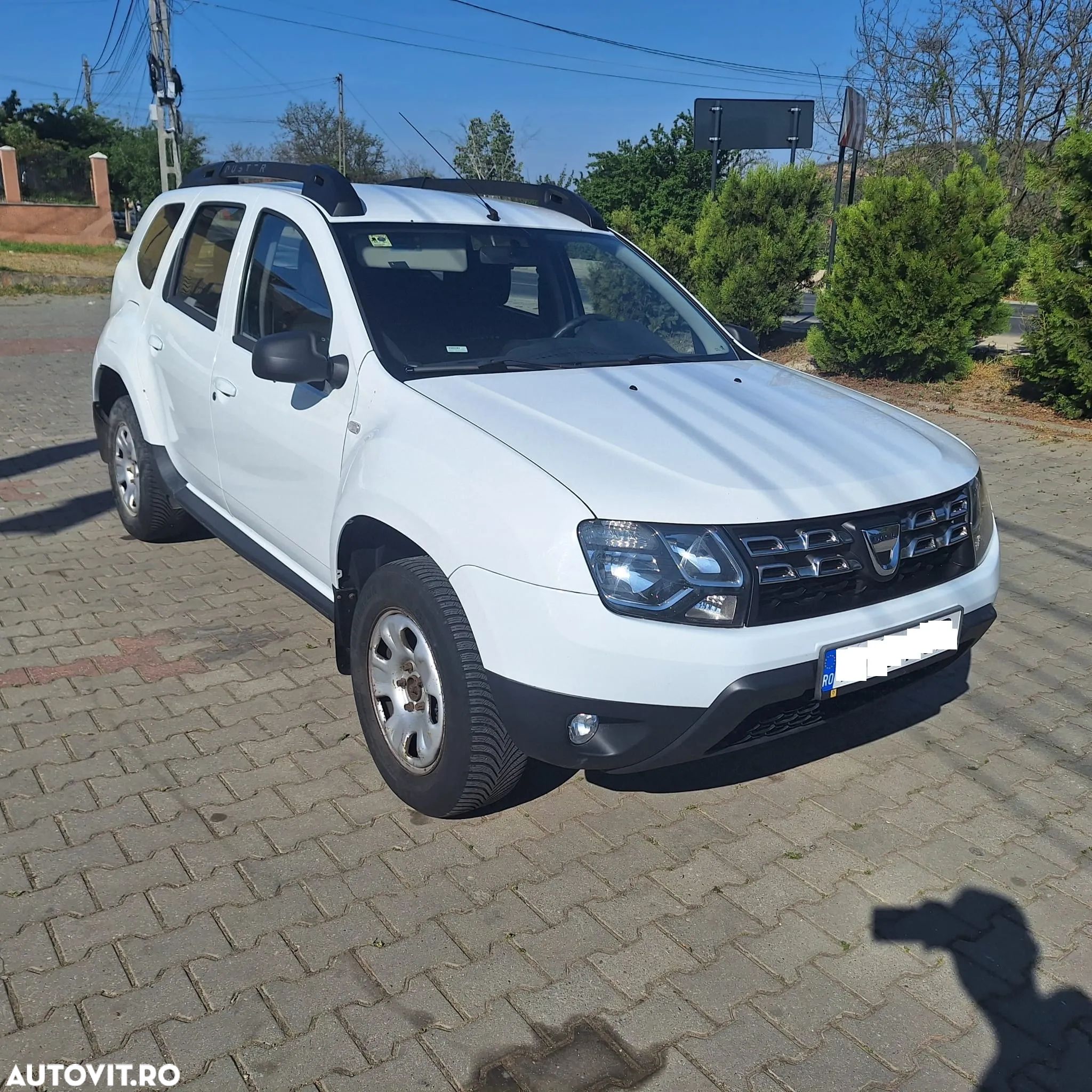 Dacia Duster 1.2 TCe 4x2 Laureate - 1