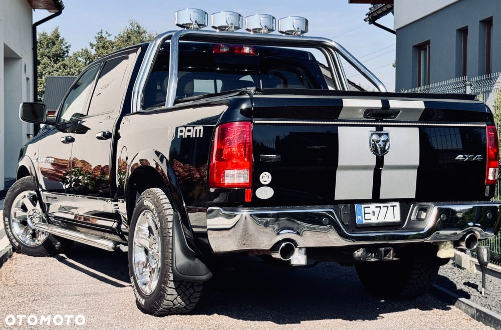 Dodge RAM 5.7 4x4 - 3