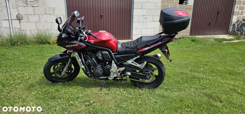 Yamaha FZS - 1