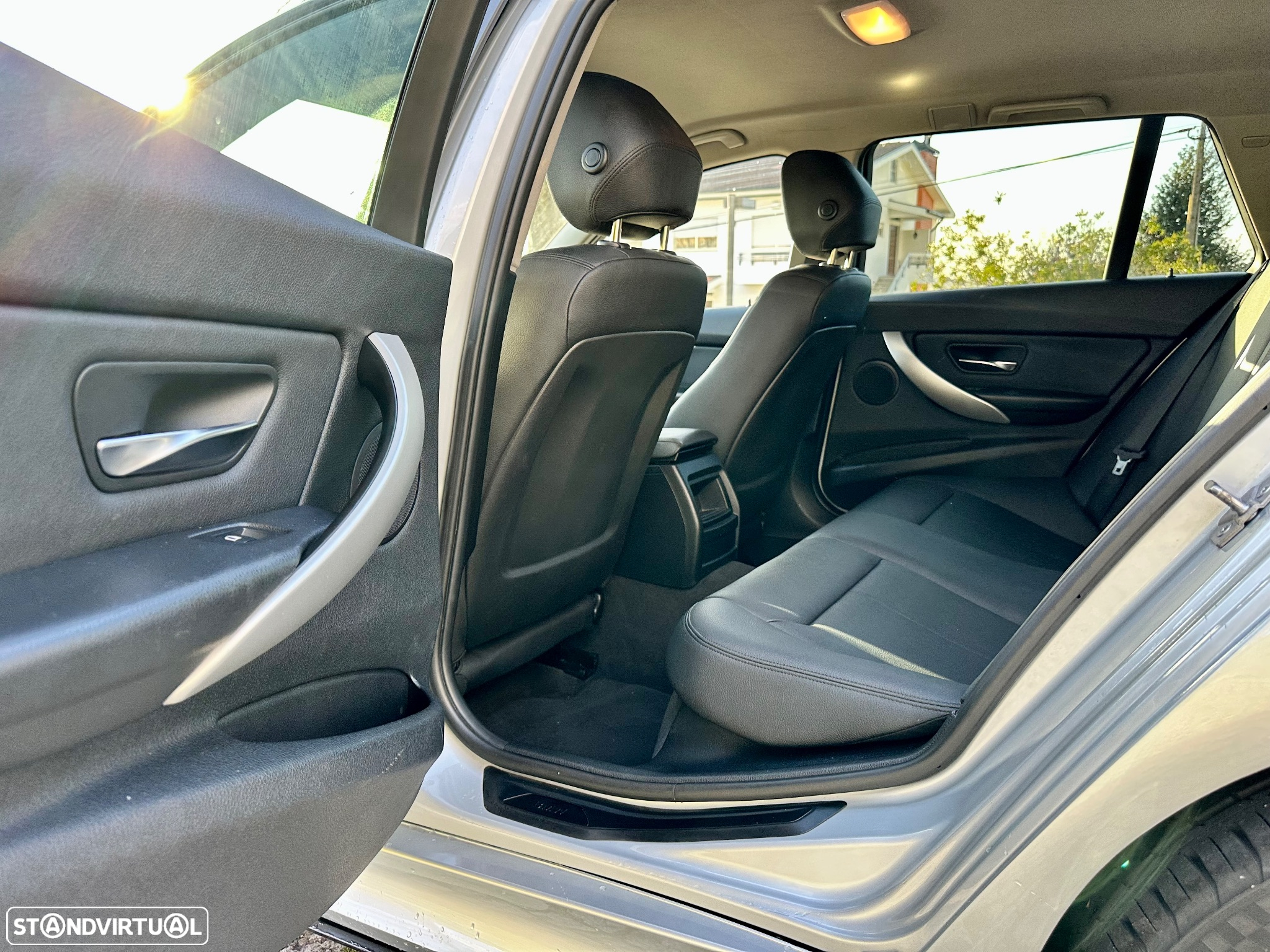 BMW 318 d Touring Pack M - 22
