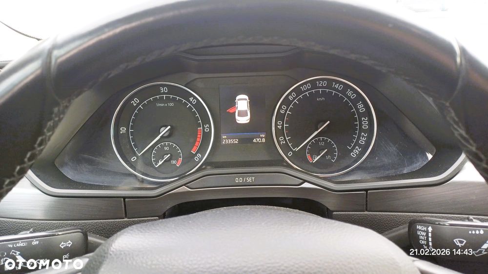 Skoda Superb 2.0 TDI Style DSG7 - 12