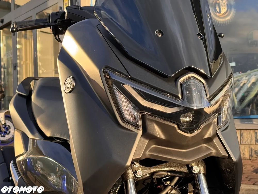Yamaha NMAX - 3