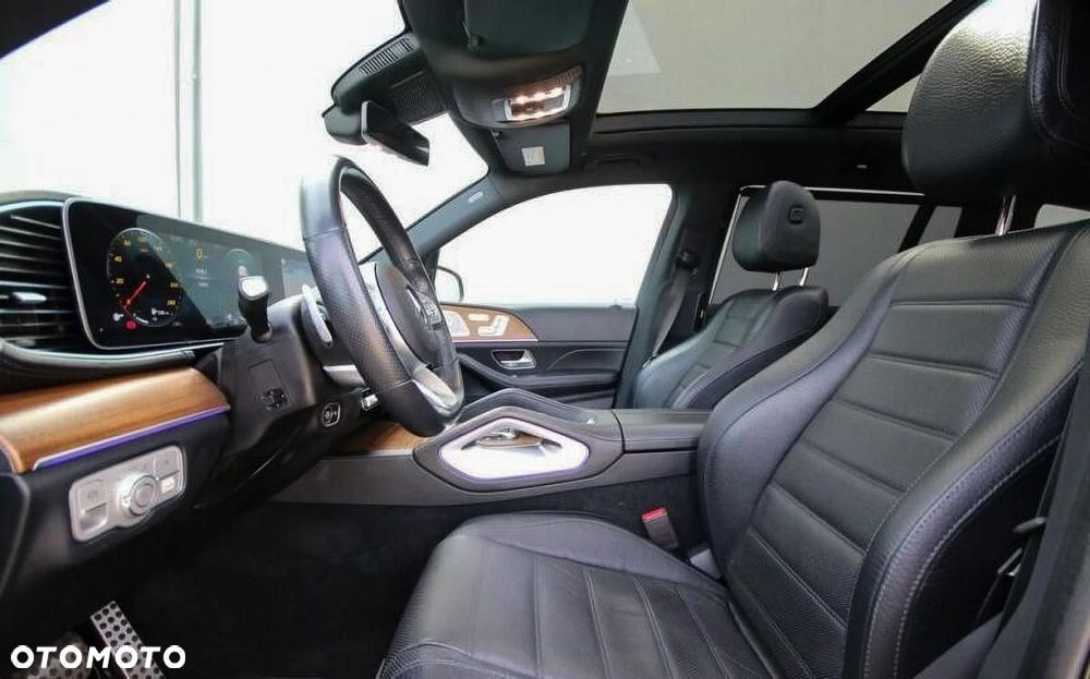 Mercedes-Benz GLS - 13