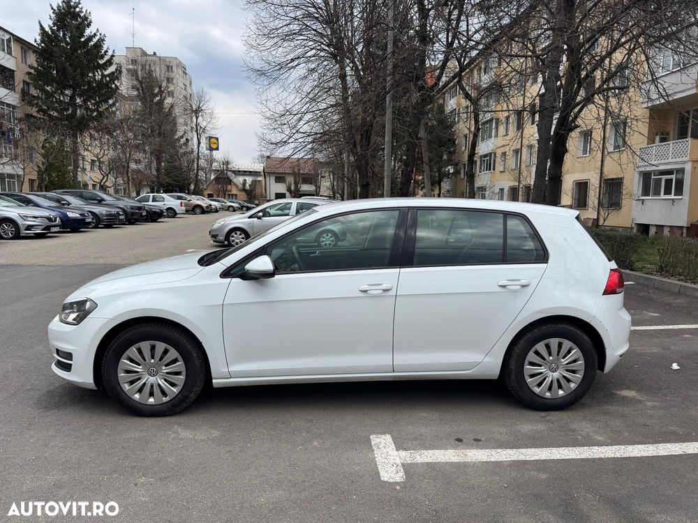 Volkswagen Golf - 9