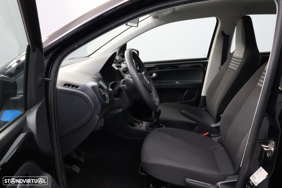 VW Up! 1.0 BMT Move - 21