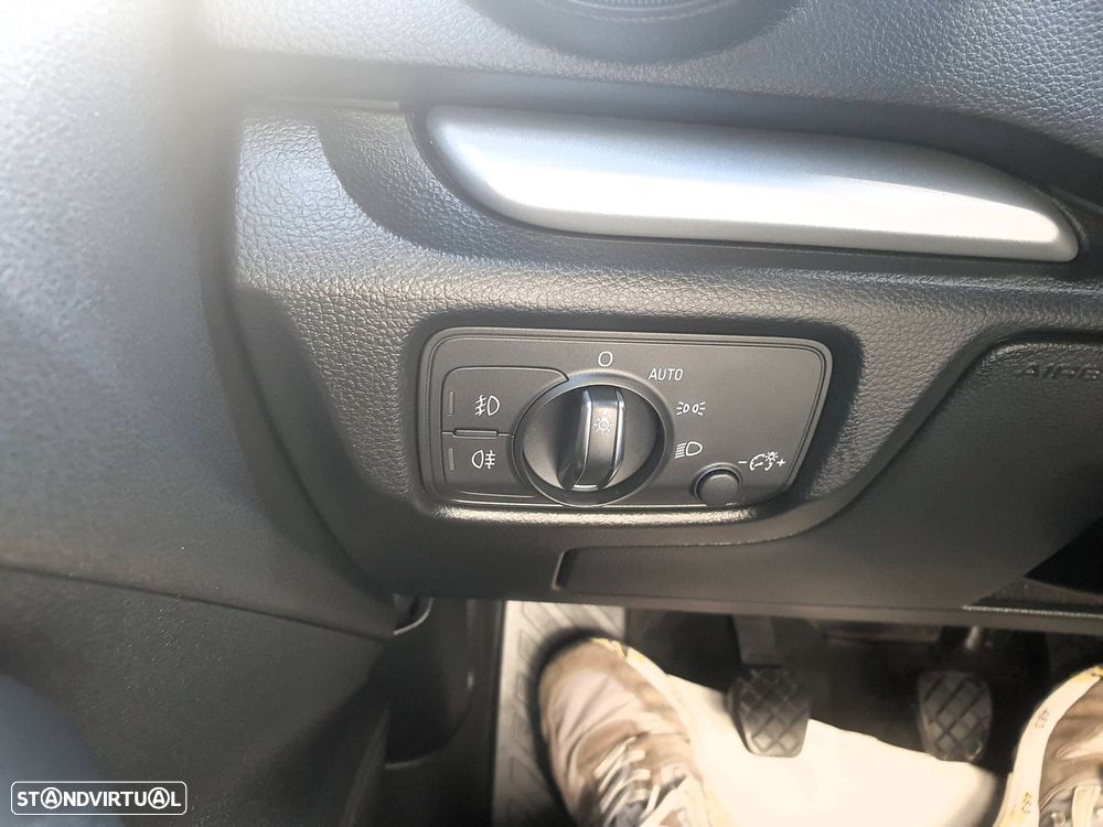 Audi A3 Sportback 1.6 TDI S-line - 21