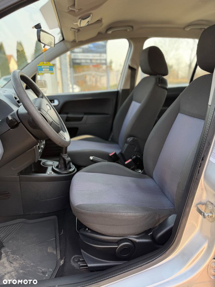 Ford Fusion 1.4 Elegance - 8