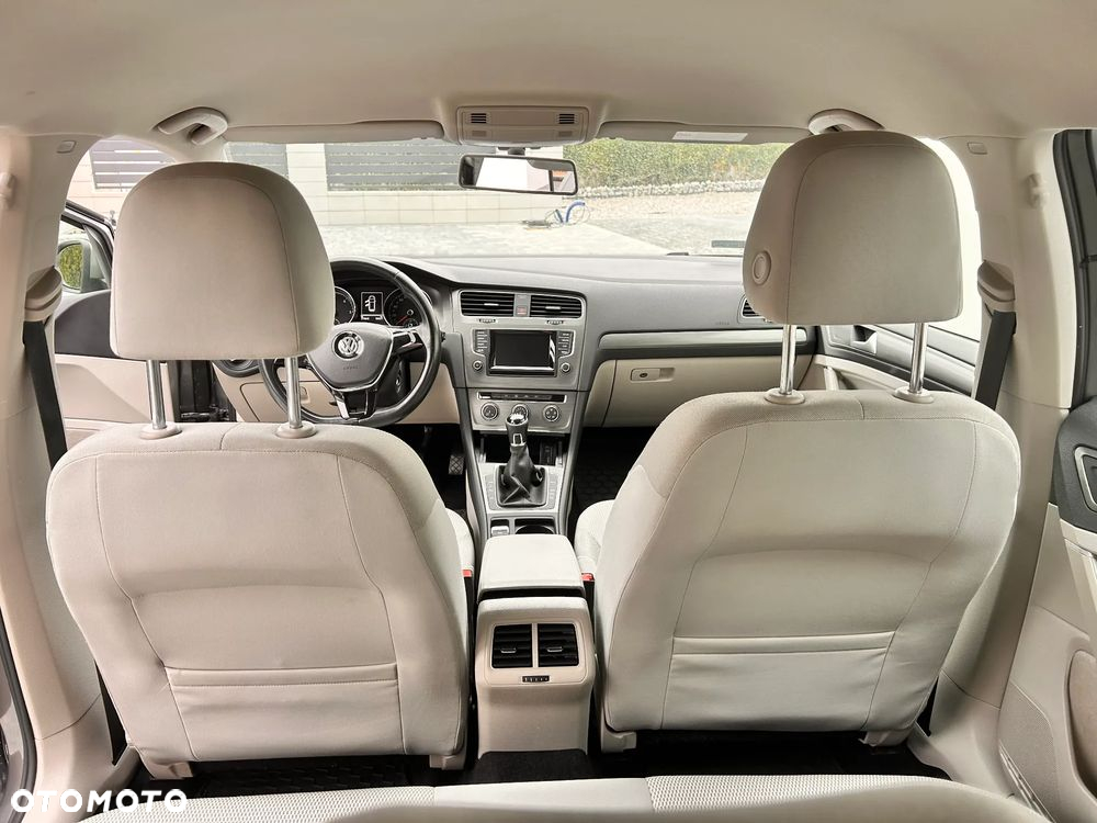 Volkswagen Golf VI 1.6 TDI BlueMot Comfortline - 7