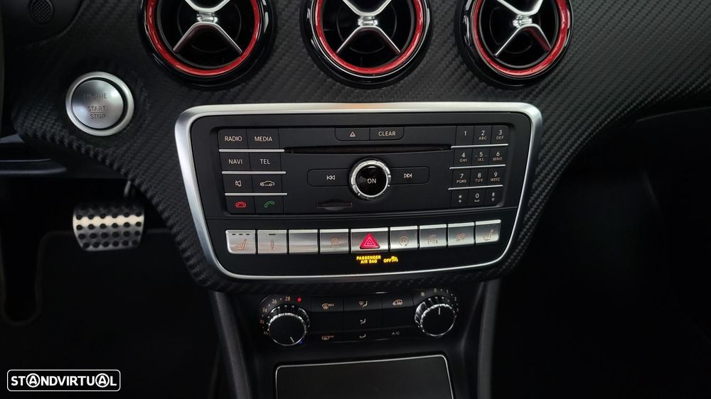 Mercedes-Benz A 45 AMG 4Matic Speedshift 7G-DCT - 16