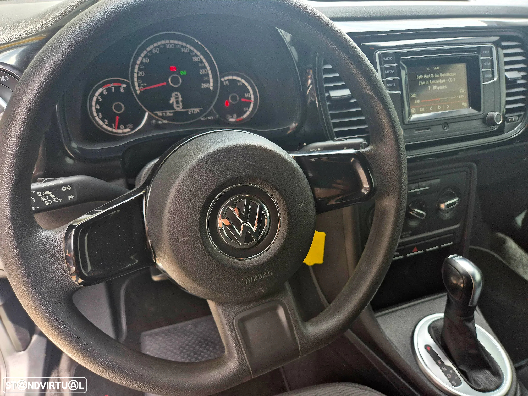 VW New Beetle Cabriolet 1.2 TSI Design DSG - 29