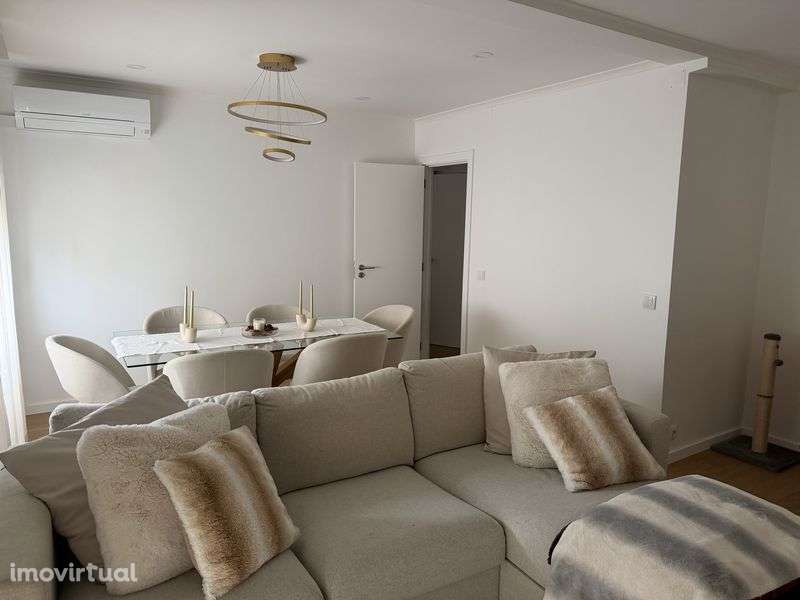 Apartamento T3 no Feijó - Grande imagem: 3/12