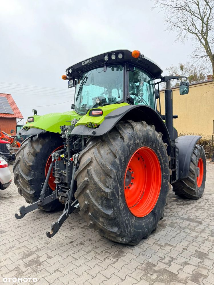 Claas Axion 870 - 11