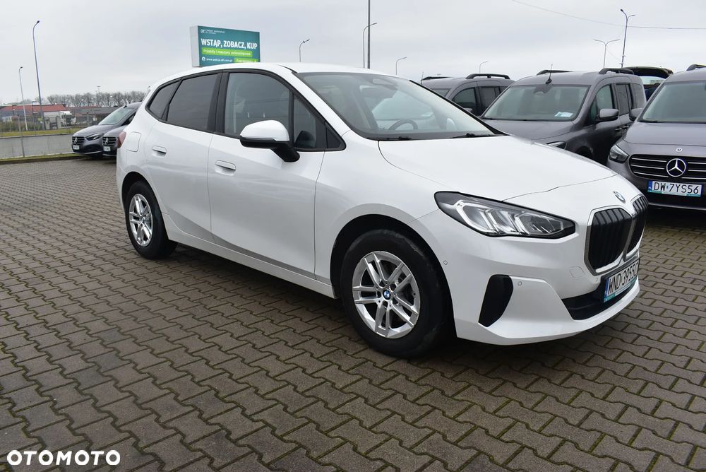 BMW Seria 2 218i - 5