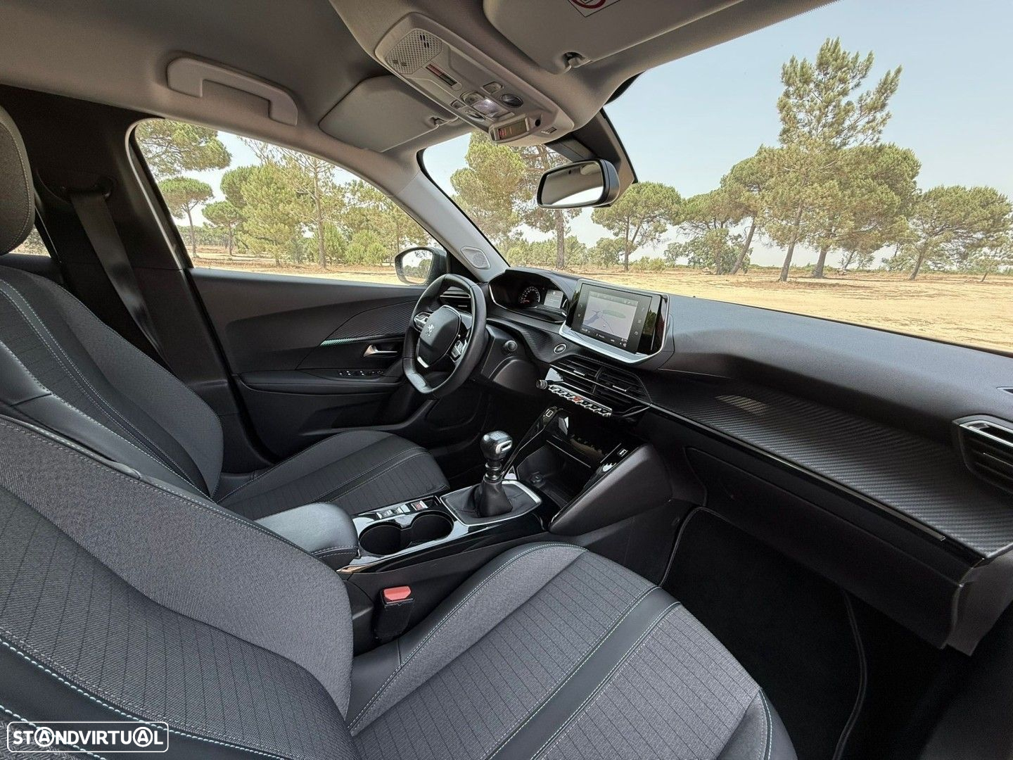 Peugeot 2008 1.5 BlueHDi Allure Pack - 25
