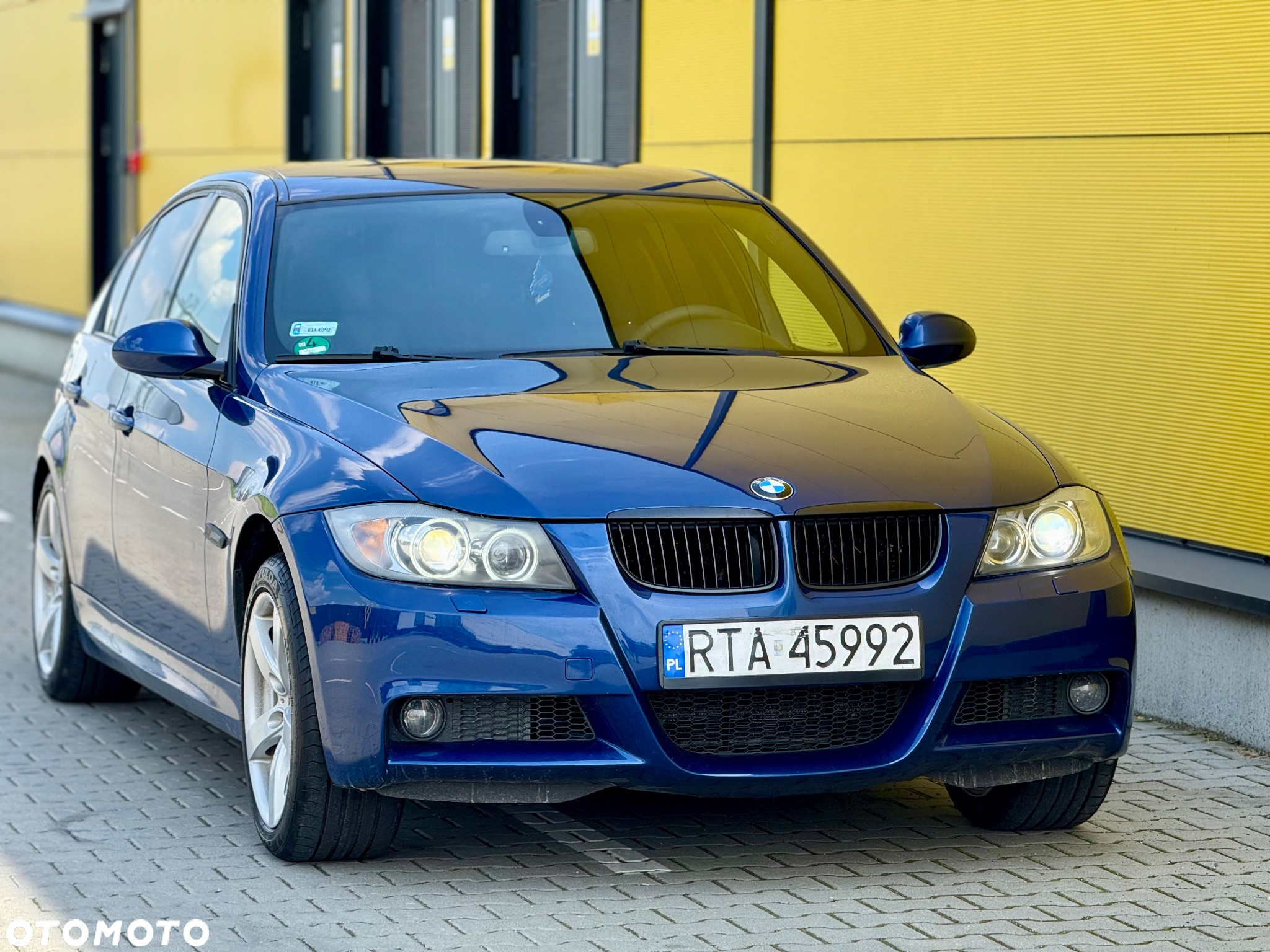 BMW Seria 3 320i - 2