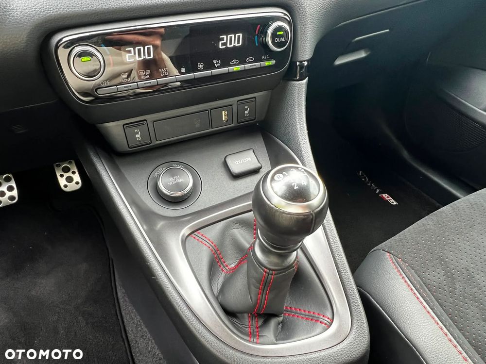 Toyota GR Yaris 1.6 Dynamic - 11