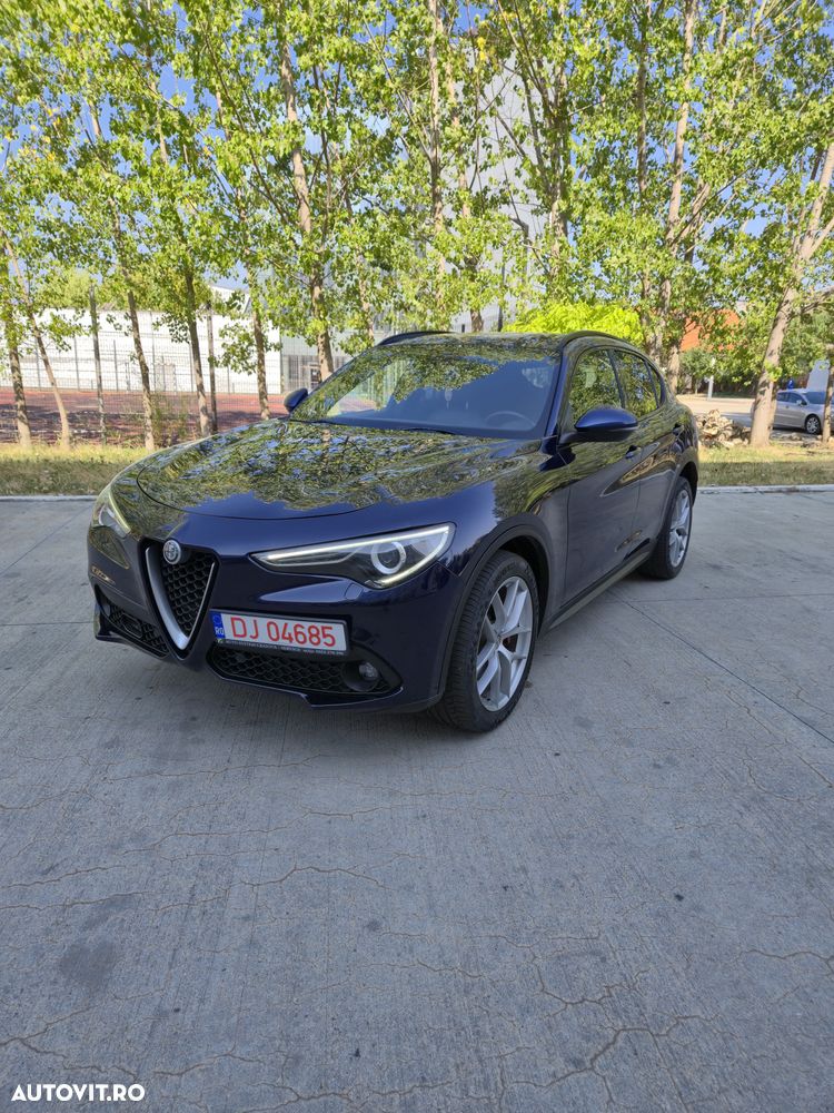 Alfa Romeo Stelvio 2.0 Turbo 16V AT8-Q4 Veloce Ti - 12