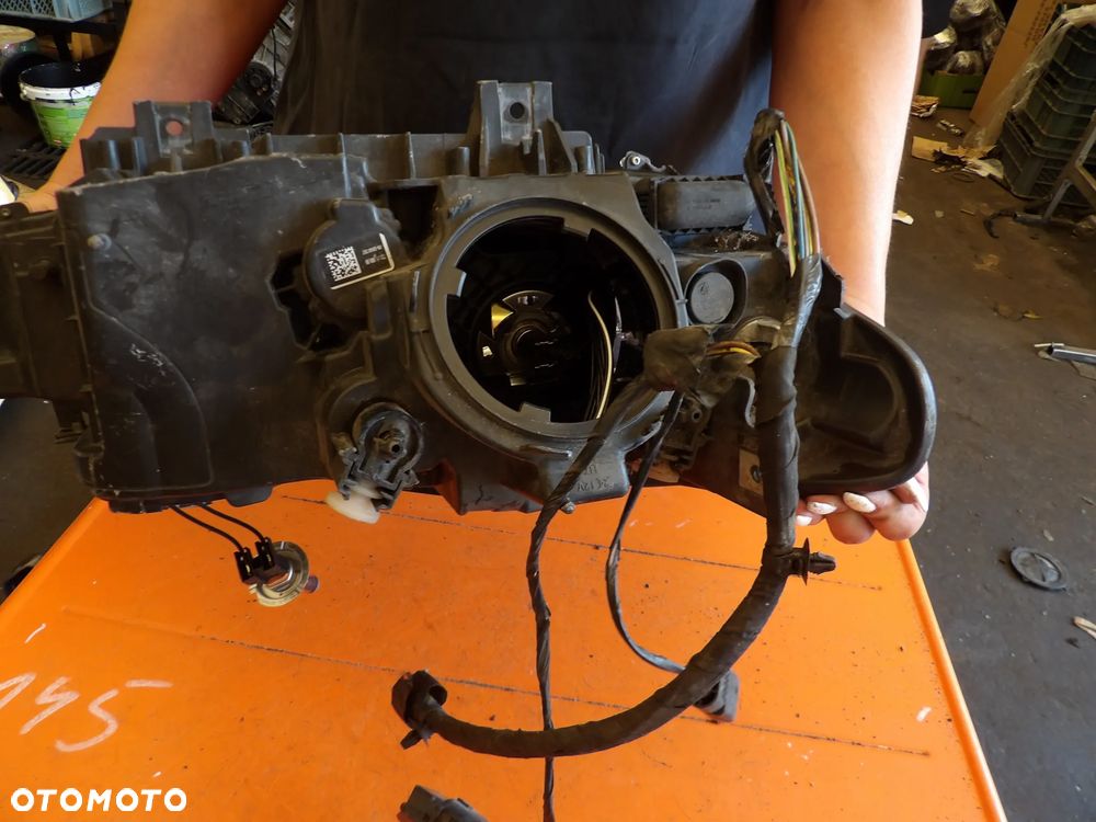 BMW - F30 - H7 - LEWA LAMPA PRZEDNIA - UK - 7259539 - 6