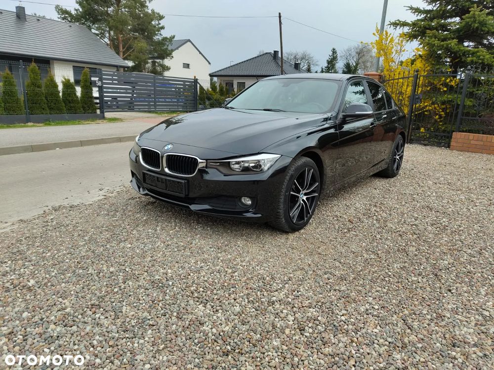 BMW Seria 3 318d Sport Line - 1