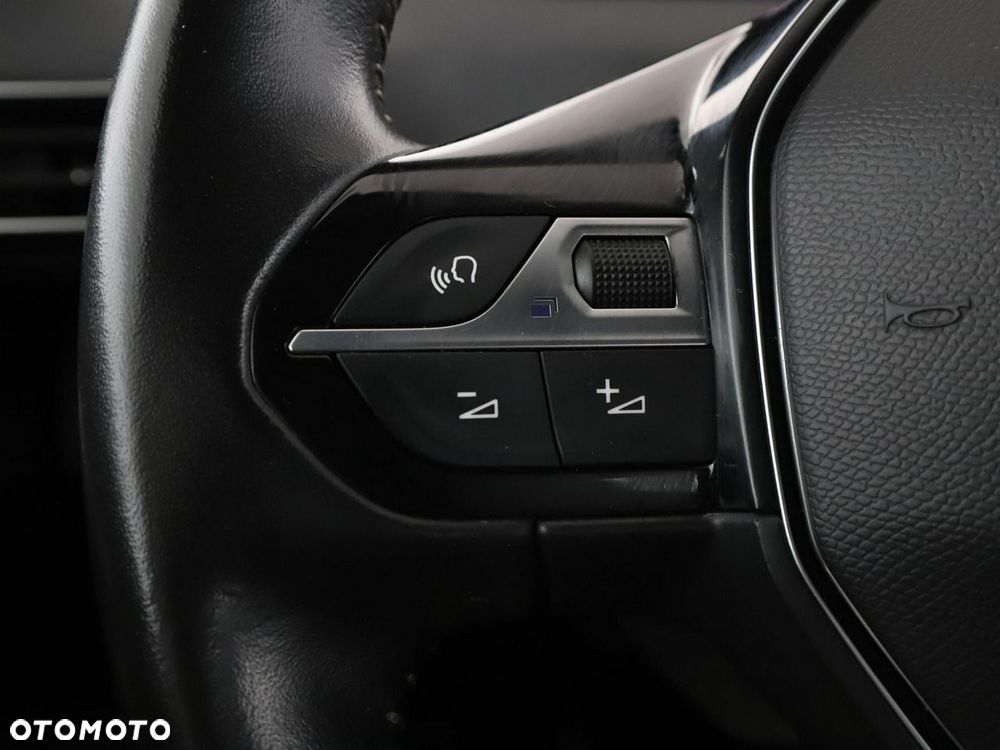 Peugeot 5008 1.2 PureTech Active Pack S&S - 32