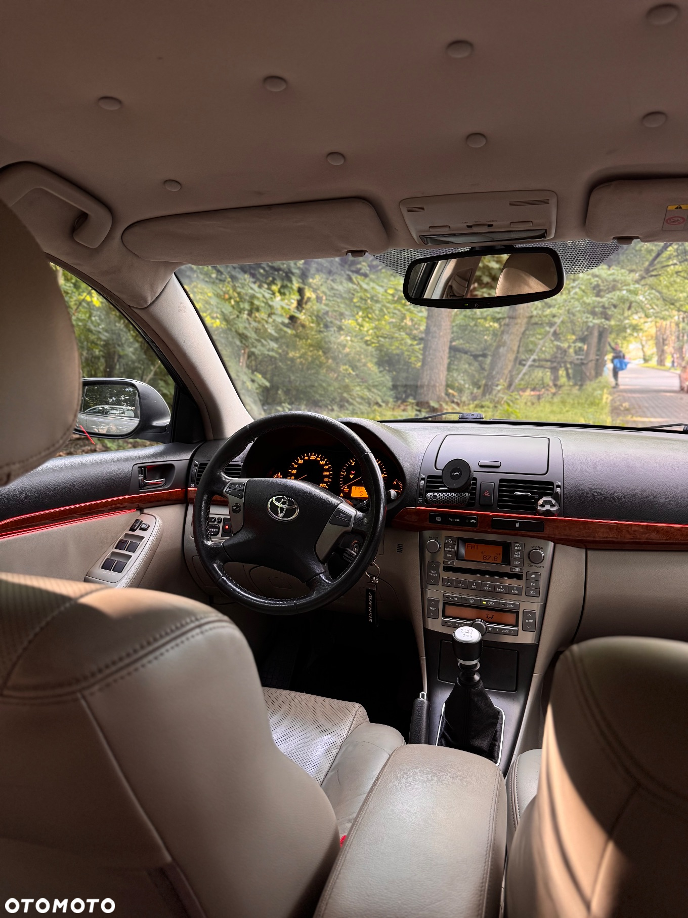 Toyota Avensis - 6