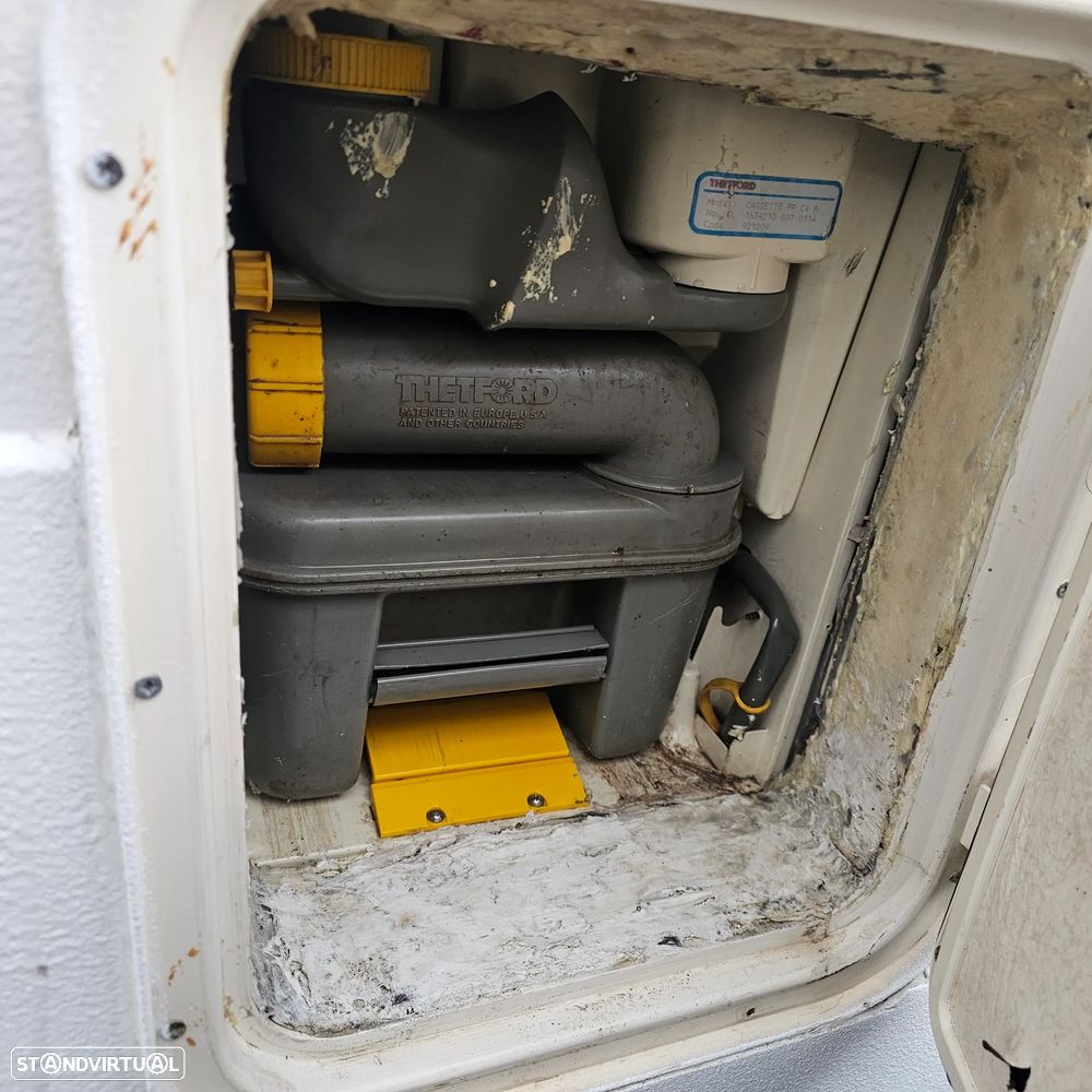 Renault Master Autocaravana - 38