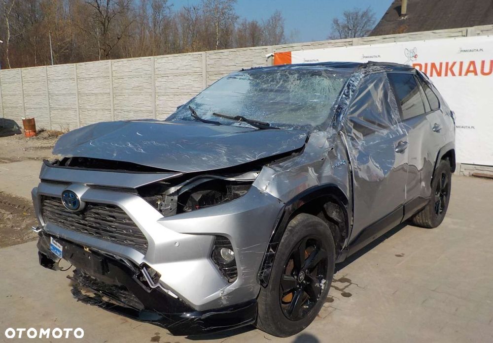 Toyota RAV4 - 10