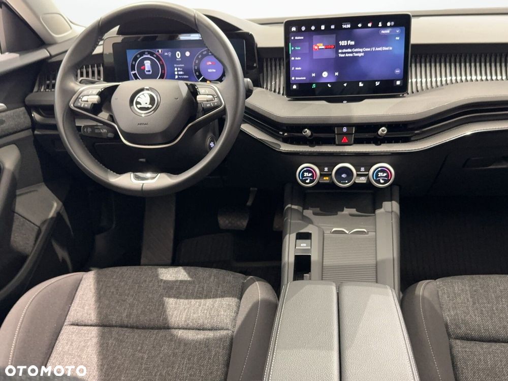 Skoda Superb - 16