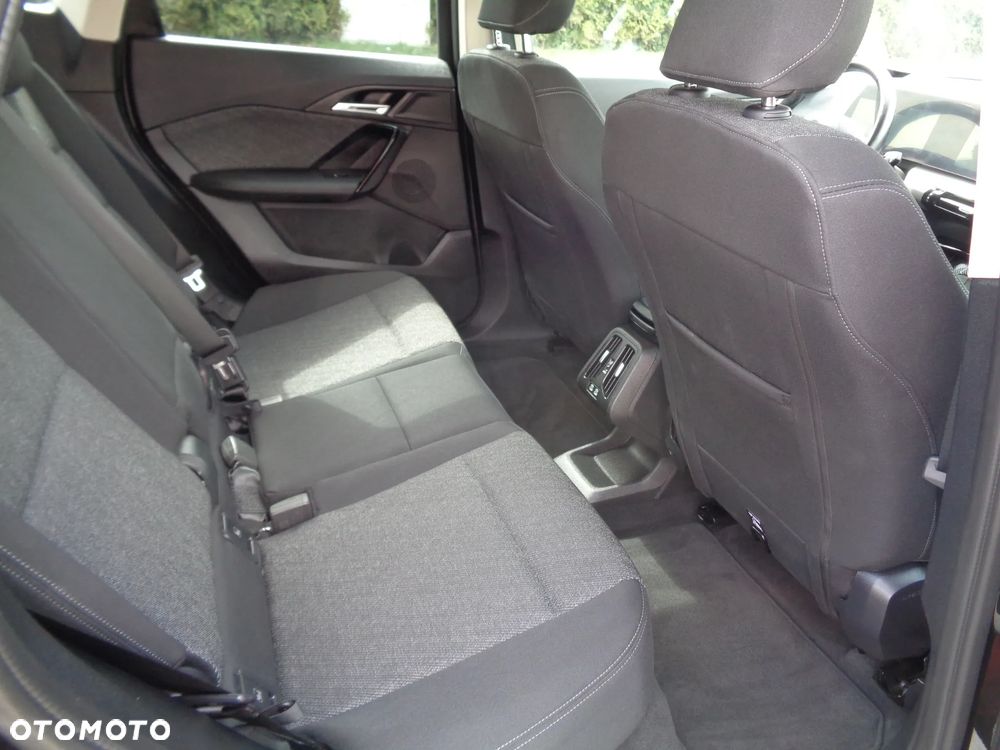 BMW iX1 eDrive20 xLine - 13