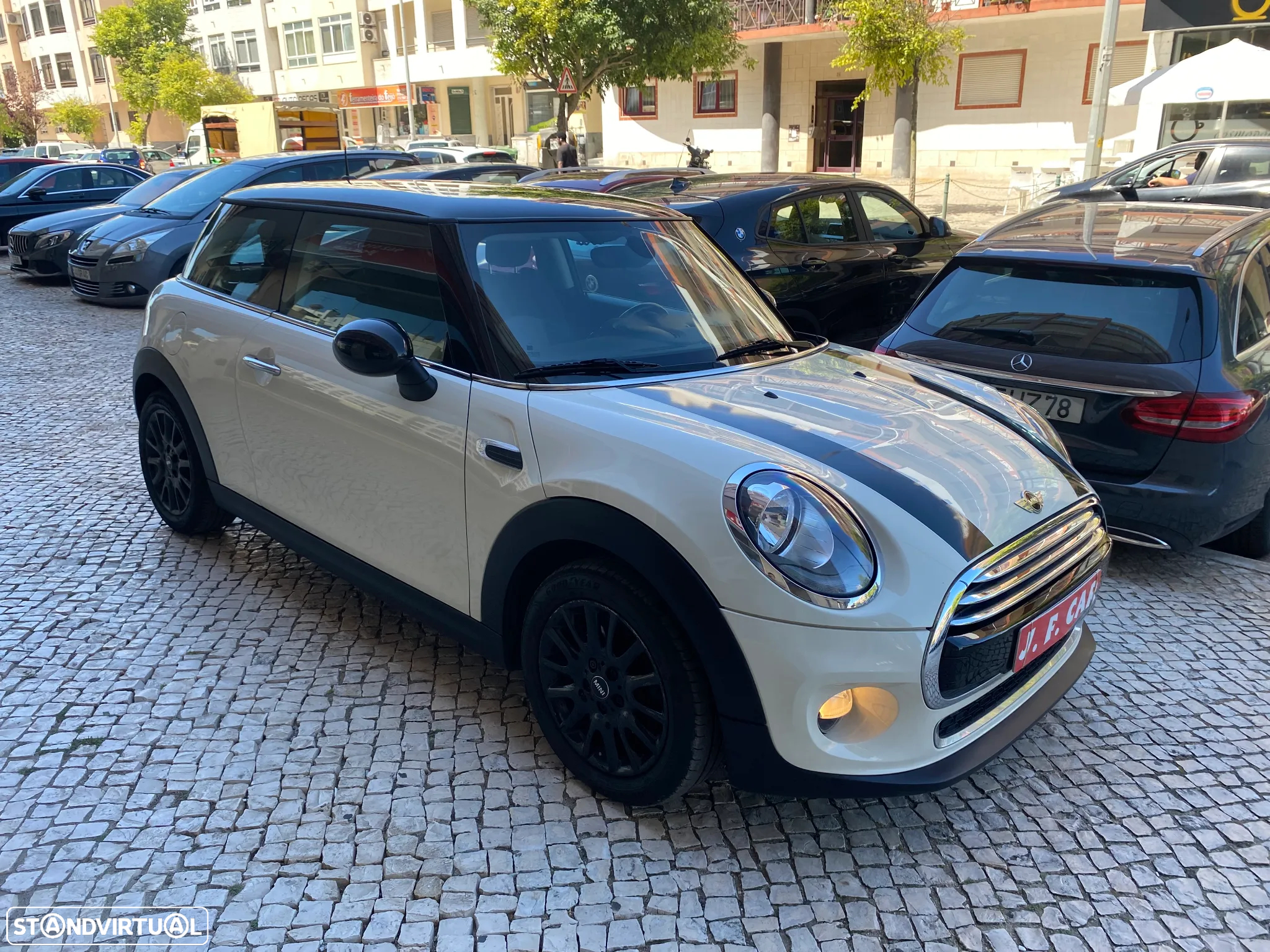 MINI 3 Portas Cooper D Seven Chili - 17
