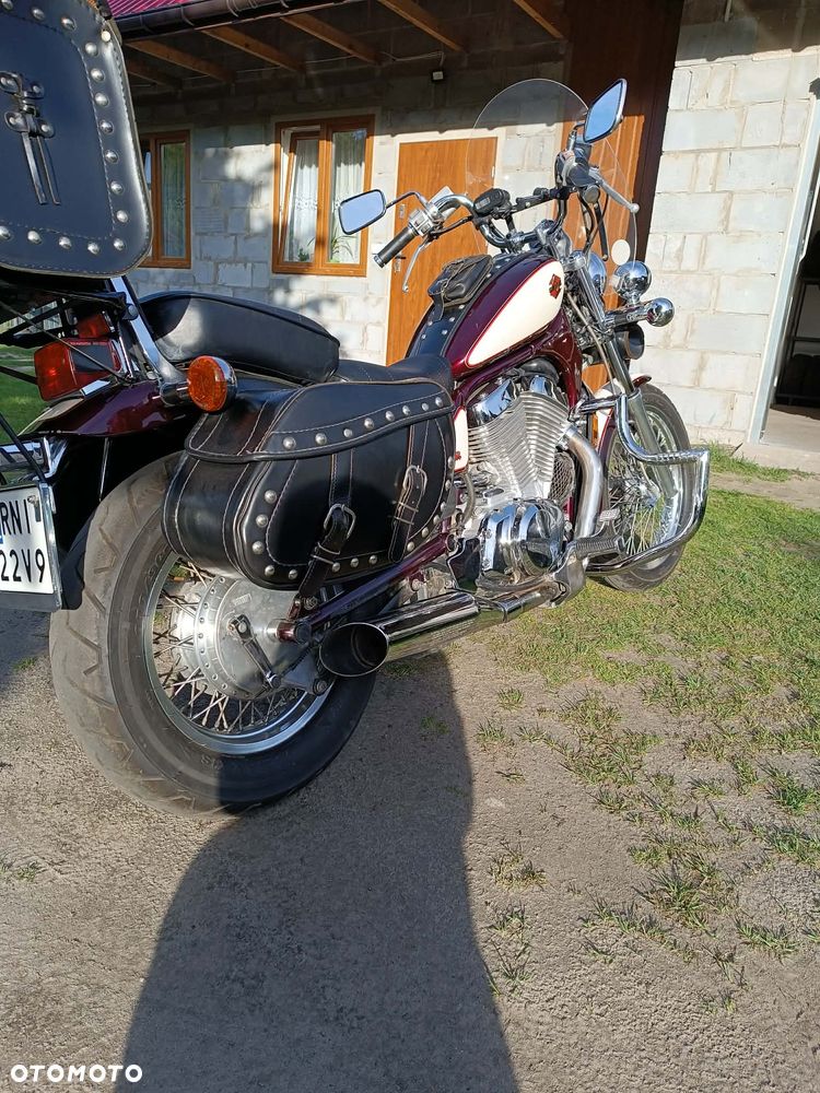 Suzuki Intruder - 9