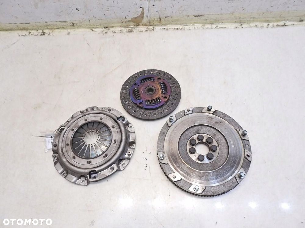 SPRZĘGŁO KOMPLETNE MITSUBISHI LANCER VIII 1.8 16V MN132330 - 3