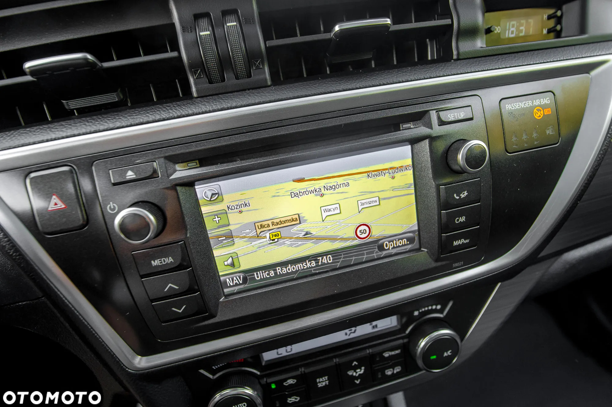 Toyota Auris - 22
