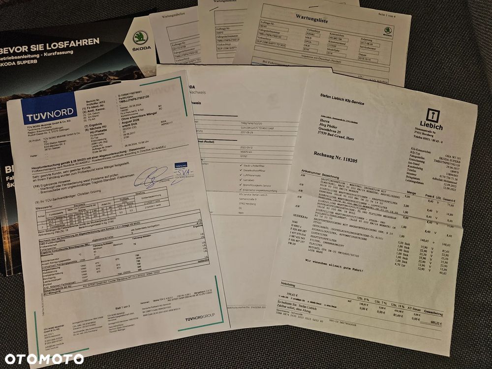 Skoda Superb 2.0 TDI DSG Premium Edition - 36