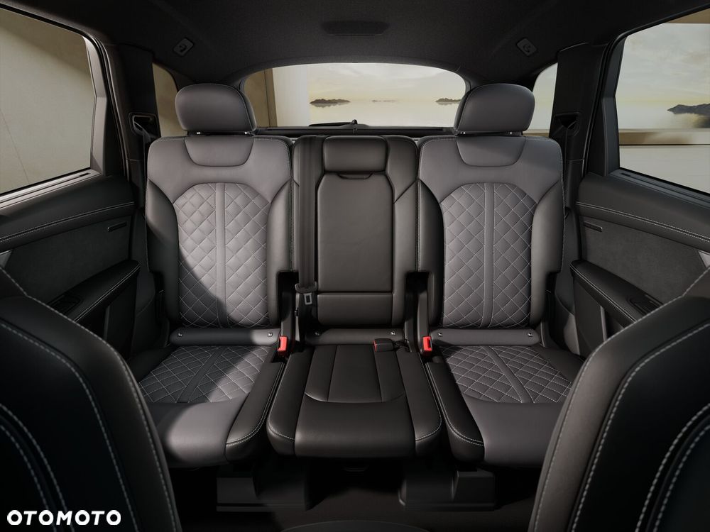Audi Q7 - 8