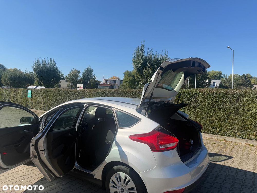 Ford Focus - 8