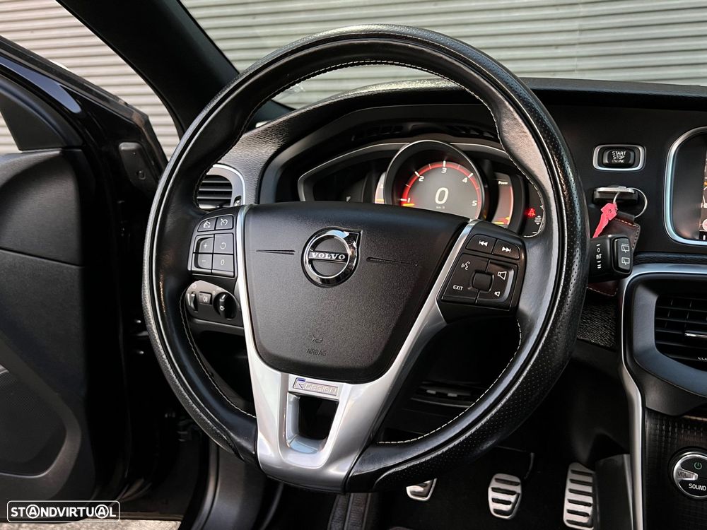 Volvo V40 2.0 D2 R-Design - 25
