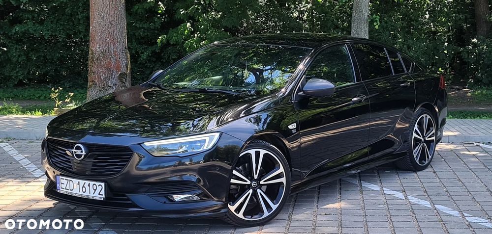 Opel Insignia 2.0 BiTurbo D 4x4 Automatik Ultimate Exclusive - 4