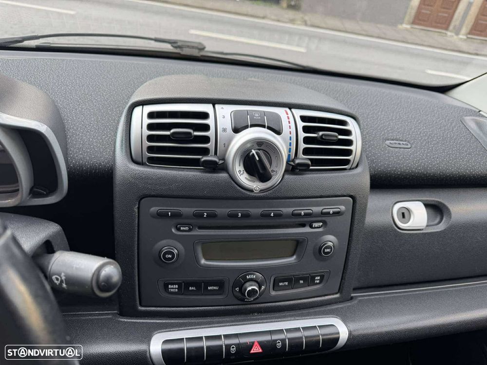 Smart ForTwo Coupé cdi softouch passion dpf - 14