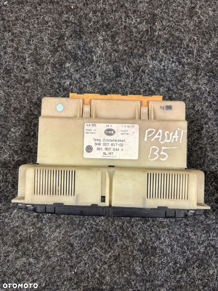 PANEL STEROWANIA NAWIEWU CLIMATRONIC VOLKSWAGEN PASSAT B5 3B1907044B - 2