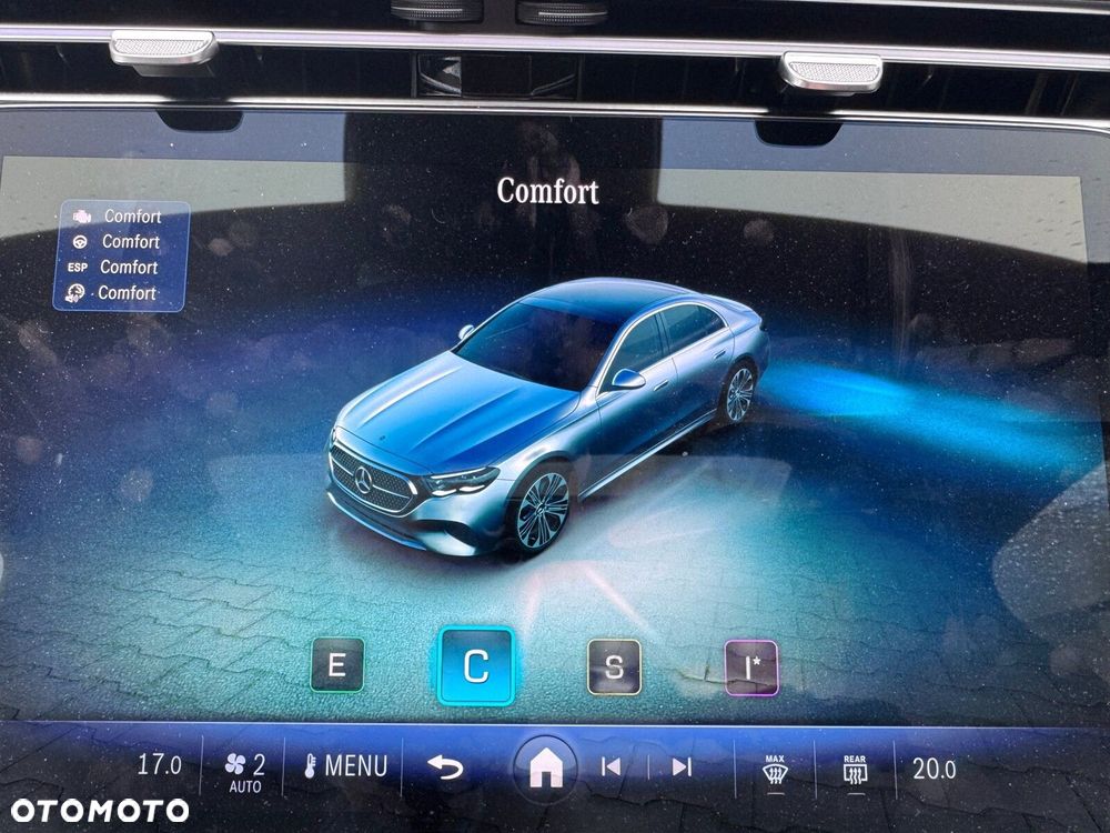 Mercedes-Benz Klasa E 200 mHEV 4-Matic AMG 9G-Tronic - 23