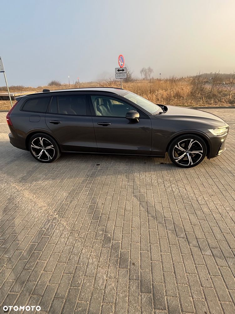 Volvo V60 B4 B Plus Dark - 18