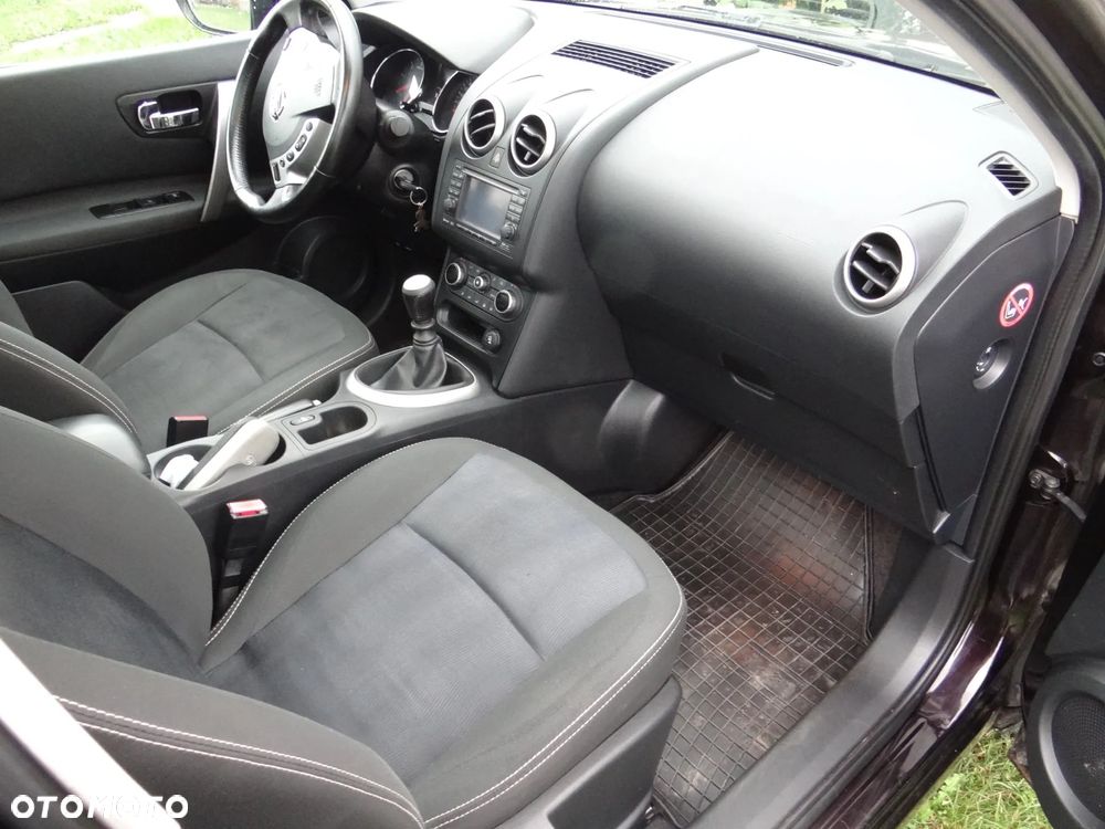 Nissan Qashqai - 13