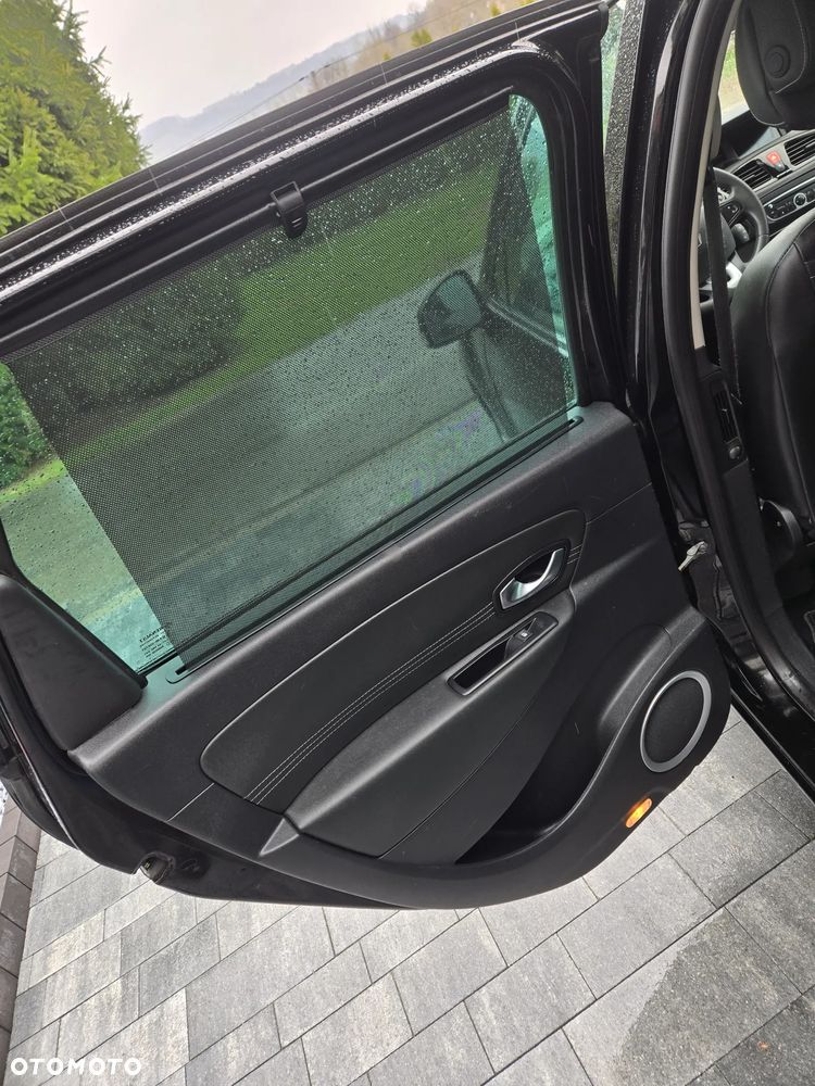 Renault Grand Scenic dCi 130 FAP Start & Stop Bose Edition - 37