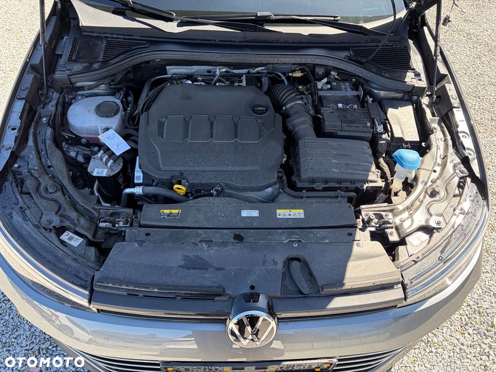Volkswagen Passat 2.0 TDI SCR DSG Business - 33