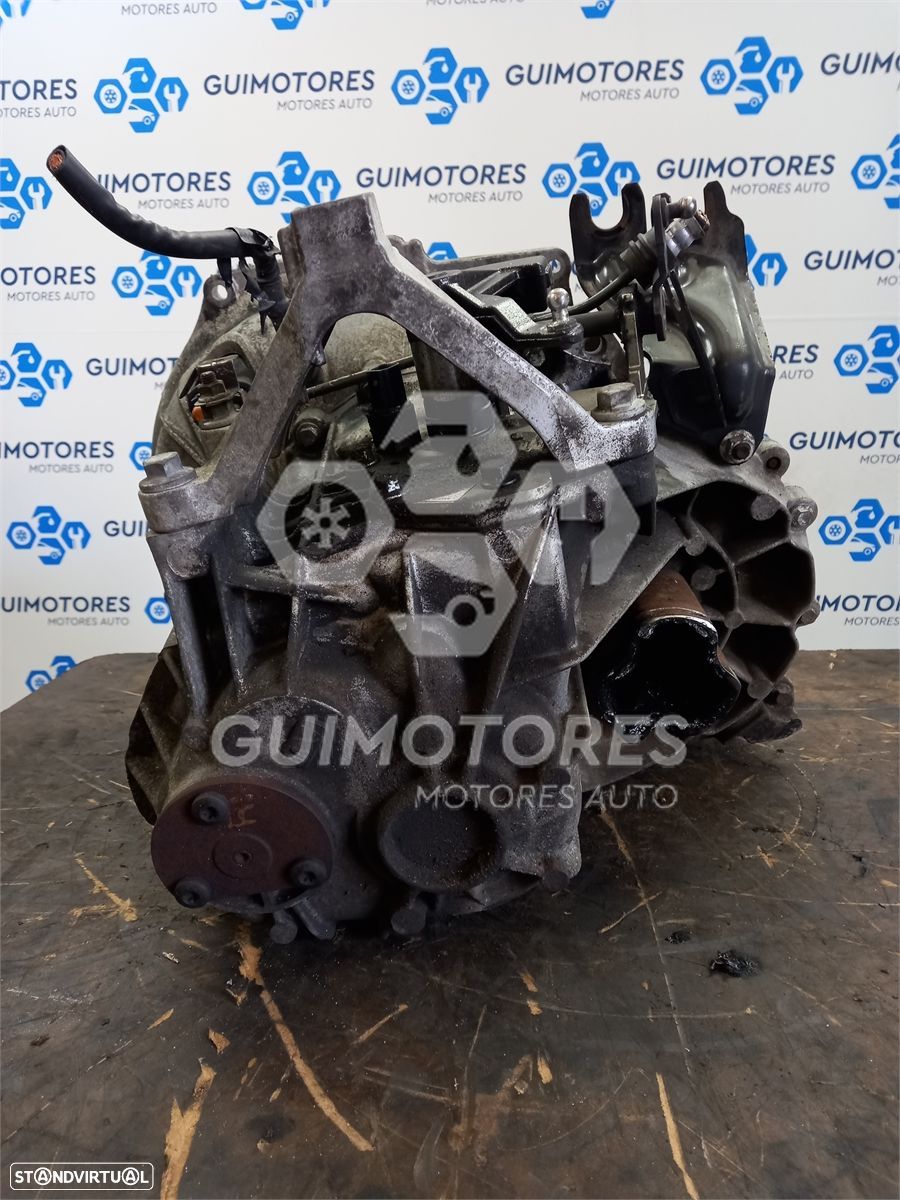 CAIXA VELOCIDADES FORD FOCUS ZETEC 1.6TDCI 109CV REF: 6M5R 7002 YC - MANUAL 5V - 1