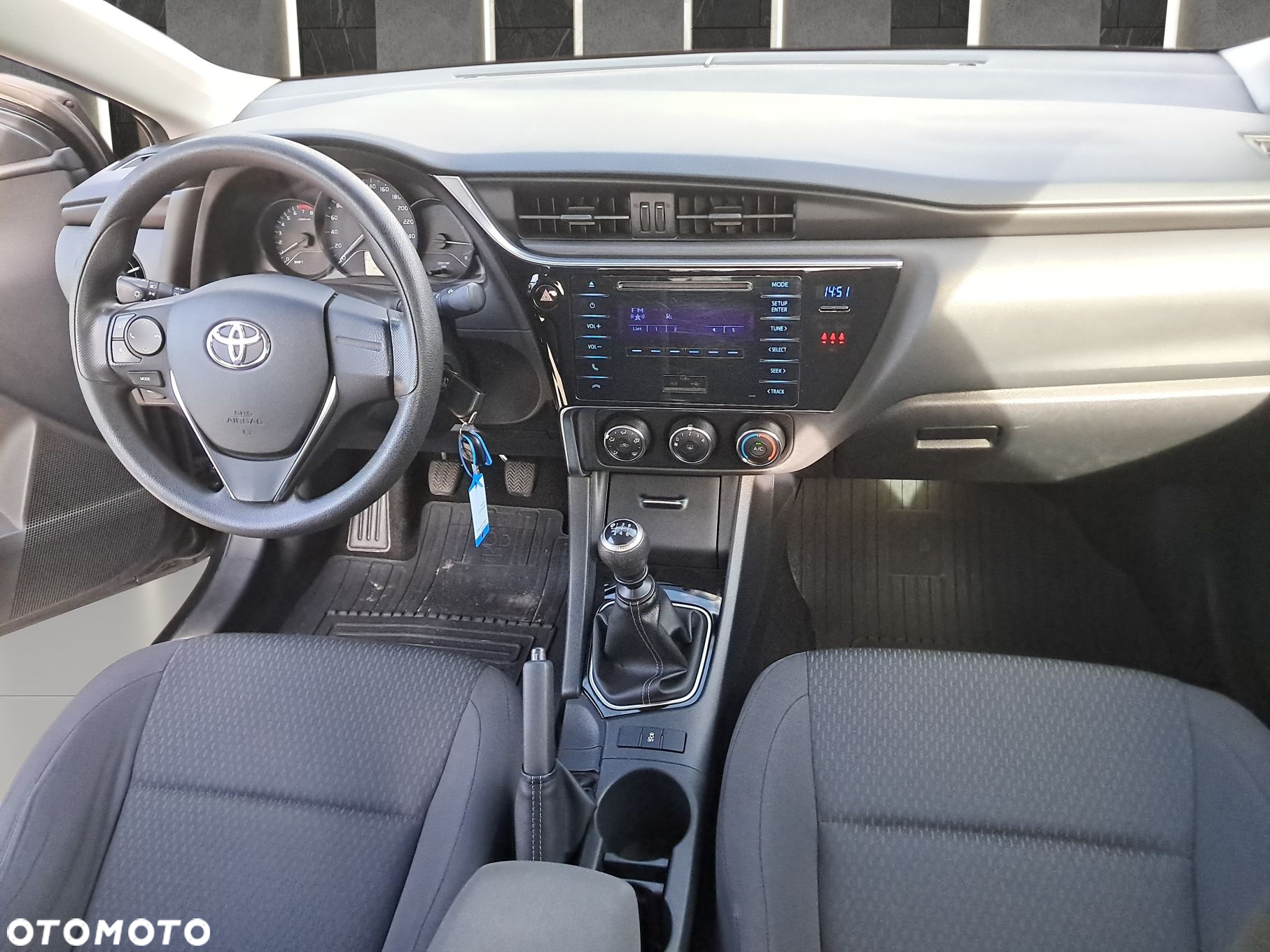 Toyota Corolla 1.6 Active EU6 - 32