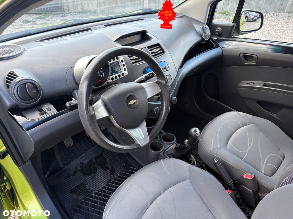 Chevrolet Spark 1.0 LS+ - 21