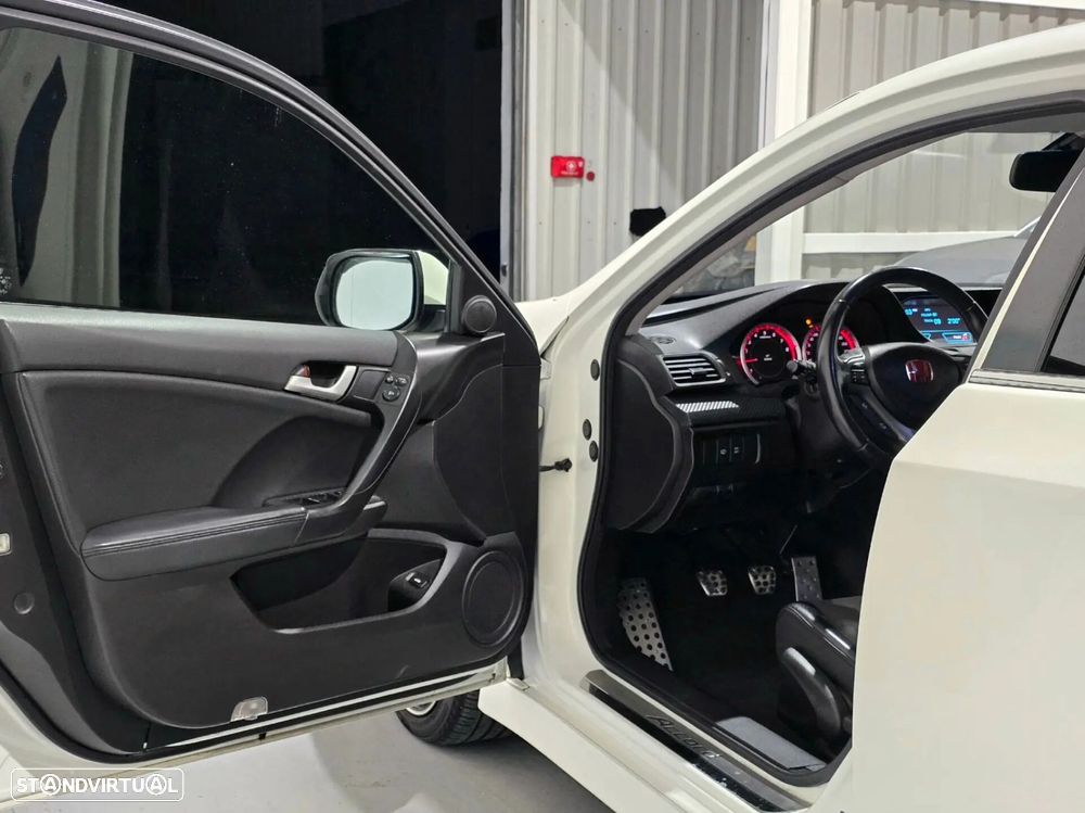 Honda Accord - 30